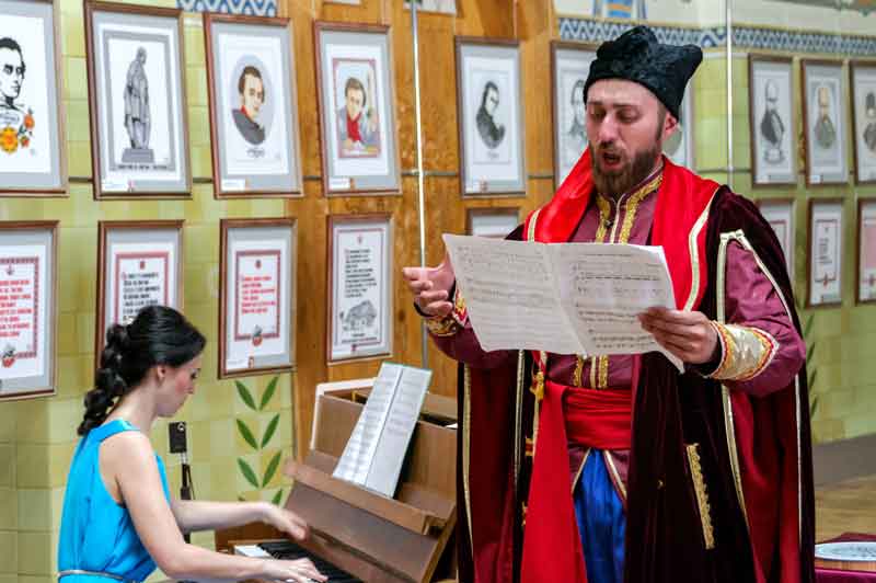 18 05 24 barvy lugansk01