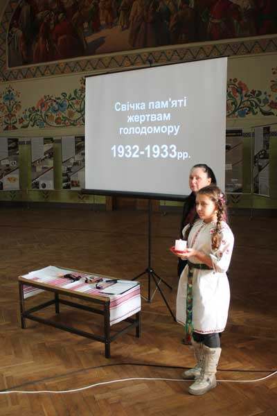 18 11 23 golodomor01