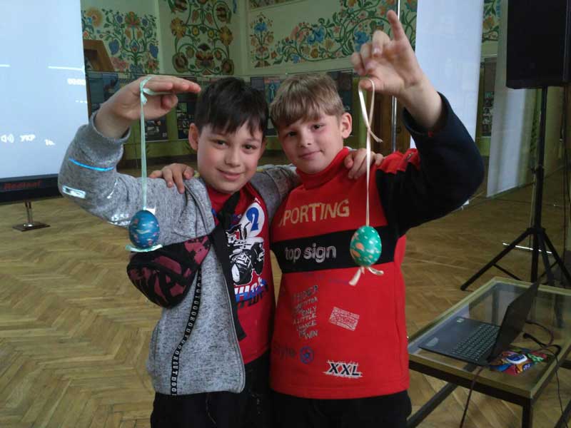 19 04 16 pysanka01