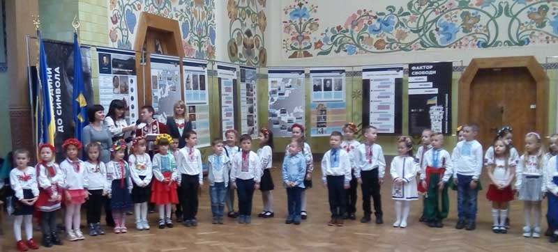 19 10 10 kazachata01