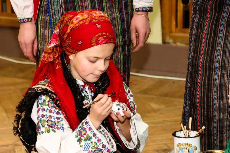 19 11 25 ethno seminar01