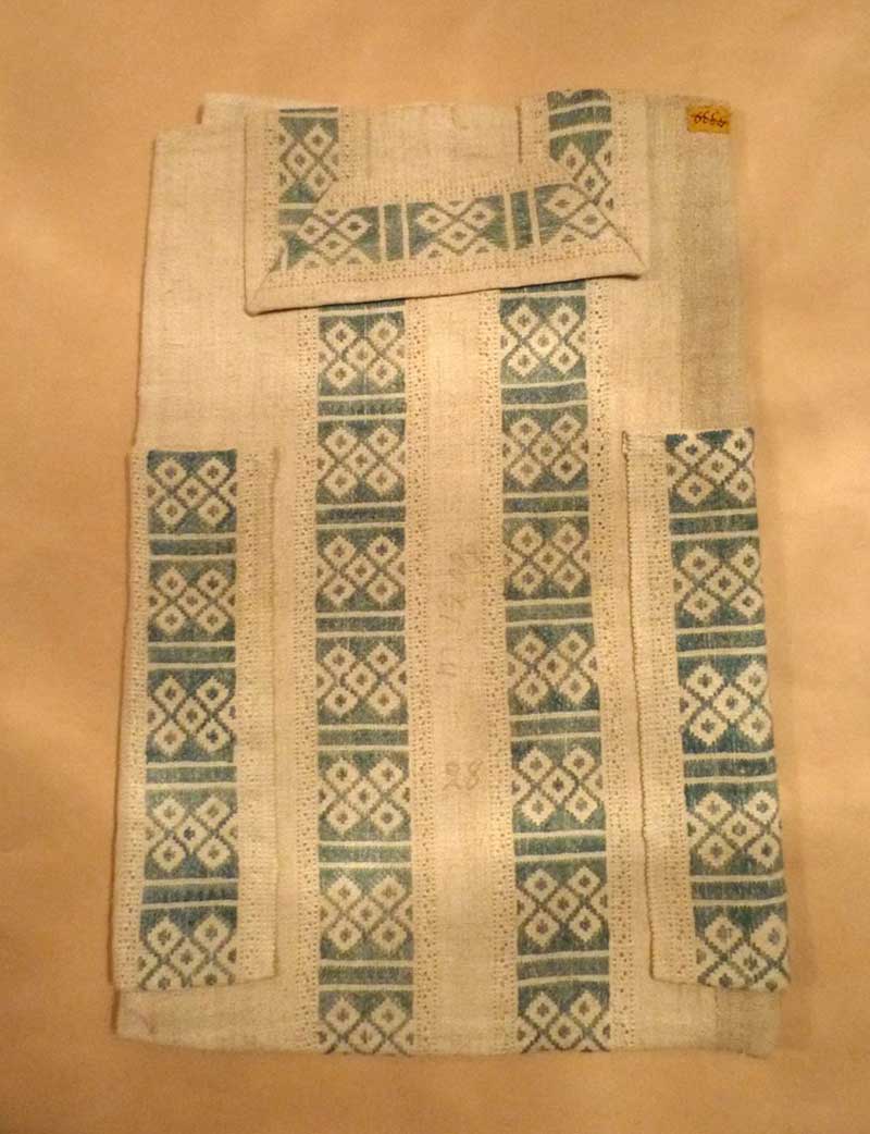 20 05 21 vyshyvanka01