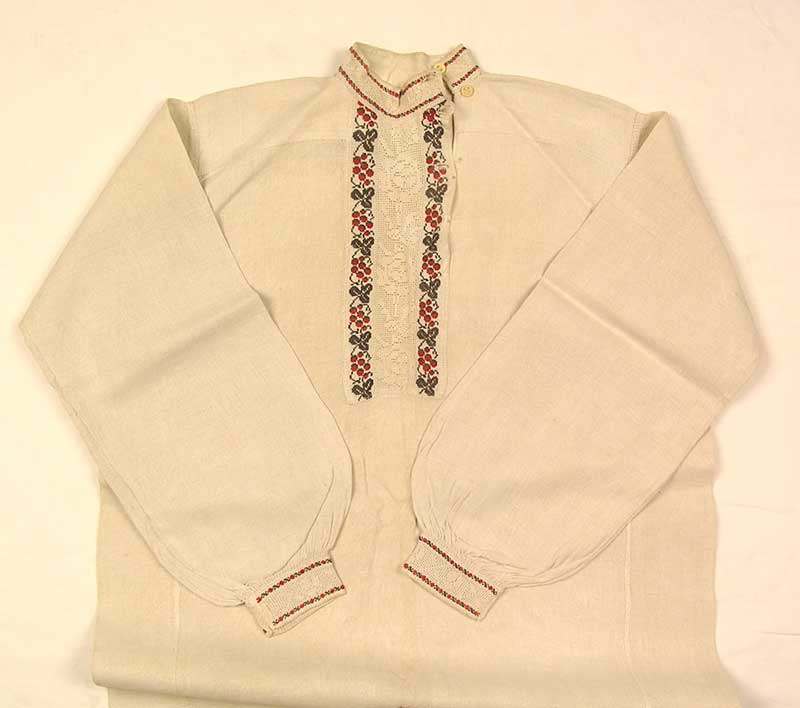 20 05 21 vyshyvanka01