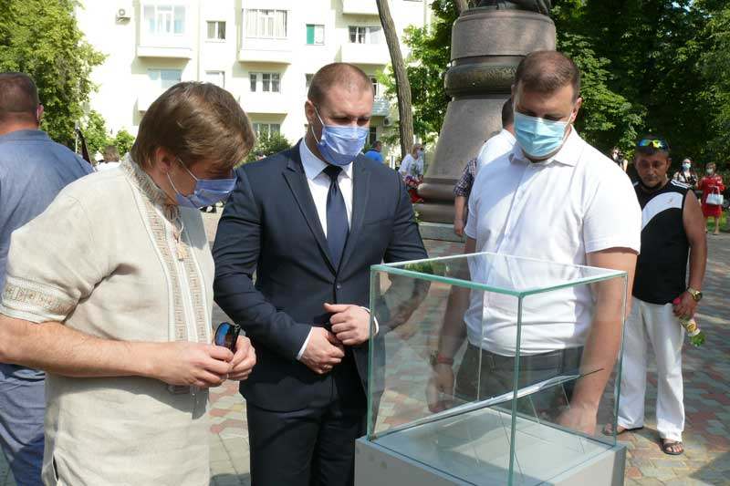 20 06 28 den konst004