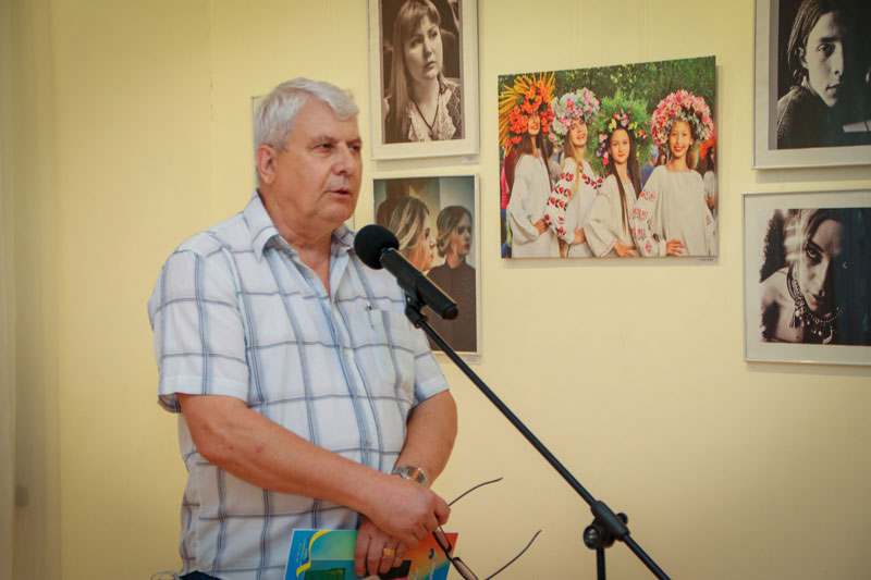 21 06 15 fotovystavka12