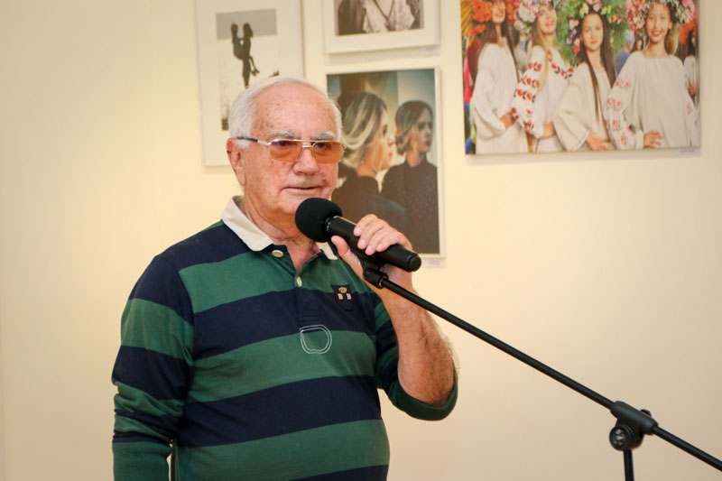 21 06 15 fotovystavka12