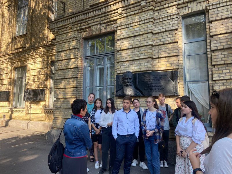 23 09 28 ekskursii01