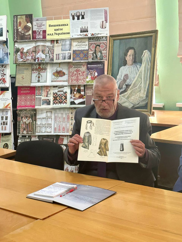 24 04 23 arheo vyshyvka01