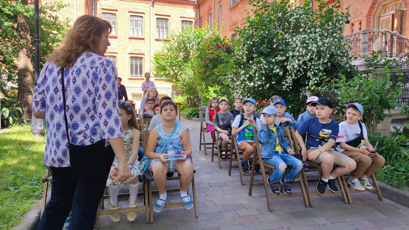 24 05 27 kvitchenya01