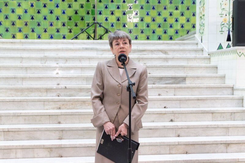 photo 5271567281027148686 y