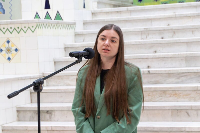 photo 5271567281027148689 y